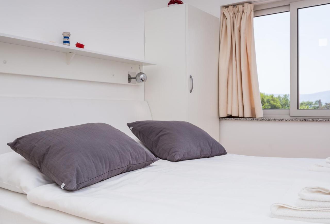 Molnar Resort Apartment Ljiljana Brzac Екстериор снимка
